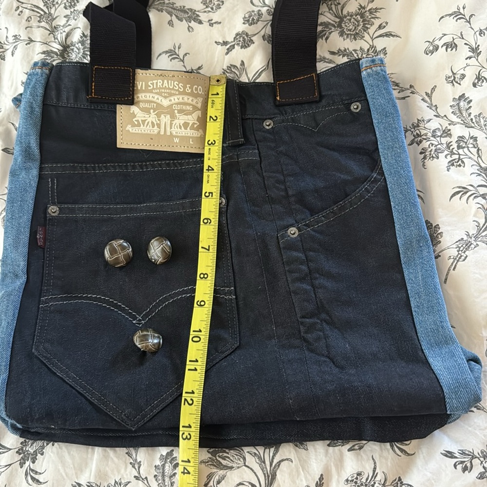 Levi’s Patch Bag - image 4
